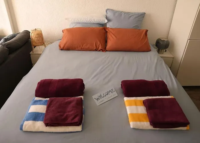 Amazing Cosy With Ocean View & Pool