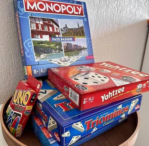 Amazing Cosy With Ocean View & Pool 公寓 *